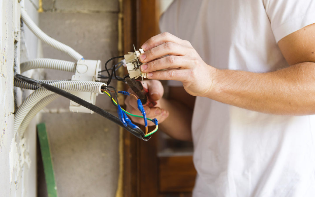 Why You Should Leave Emergency Electrical Repairs to Professionals